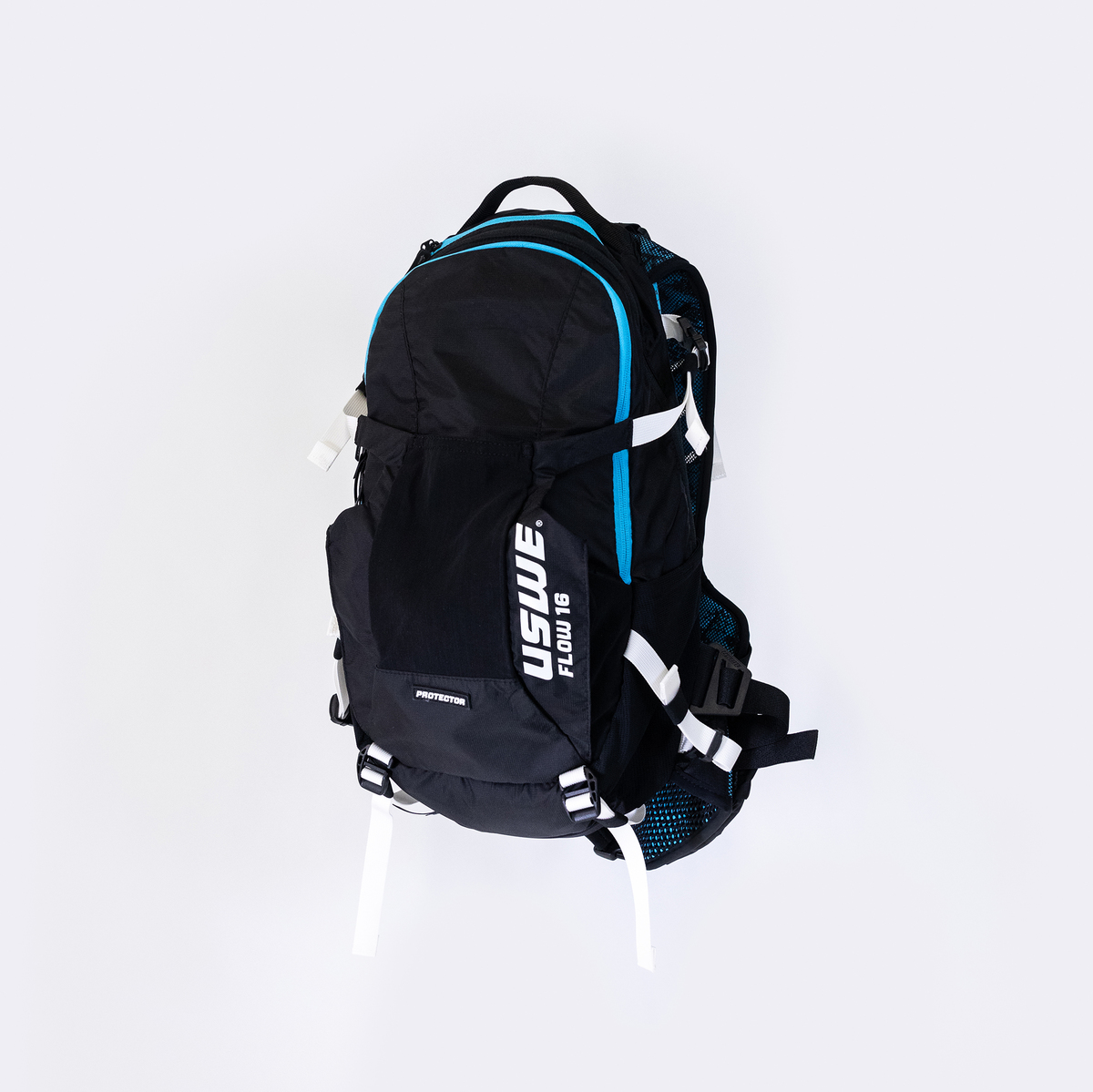 5_USWE Flow 14 Protector backpack designed by KISKA_front 3-4 view_Square
