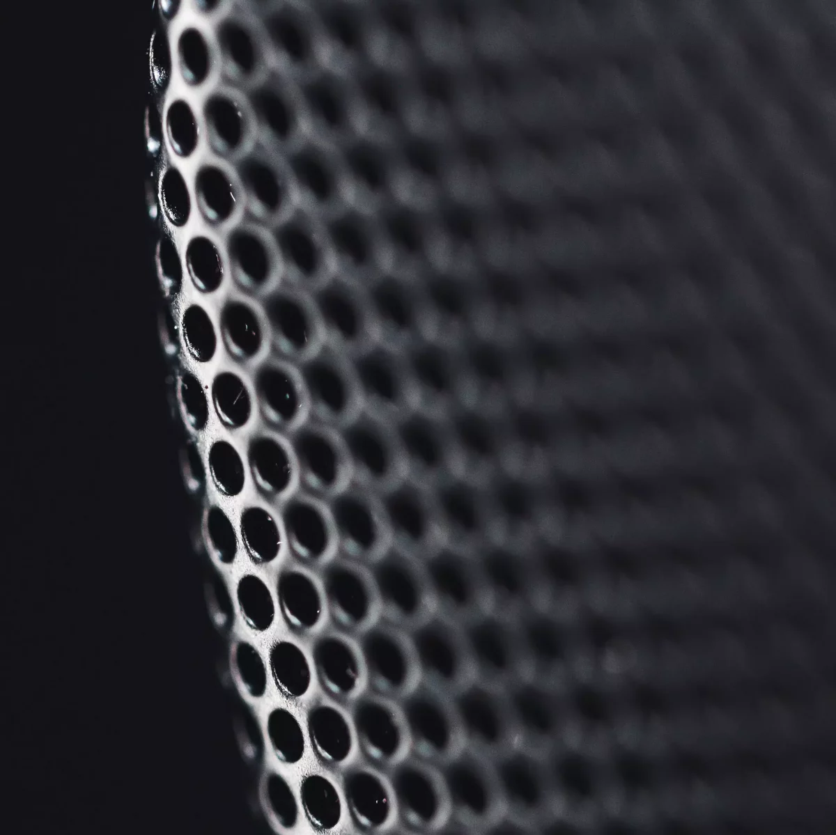 8_Elgato_Wave_DX_microphone_pop_filter_pattern_texture_detail_Square