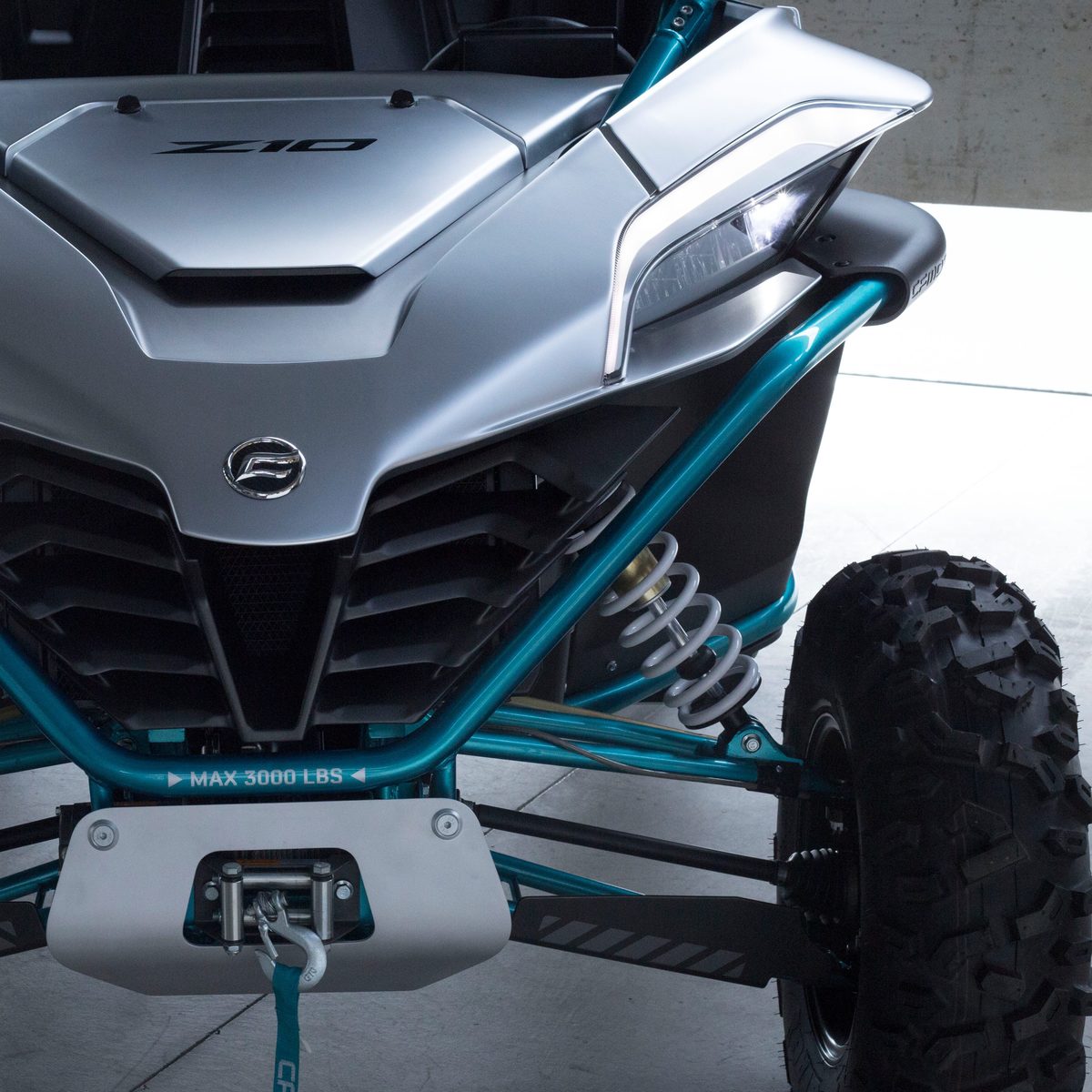 CFMOTO Z10 SSV chassis, grill and headlights