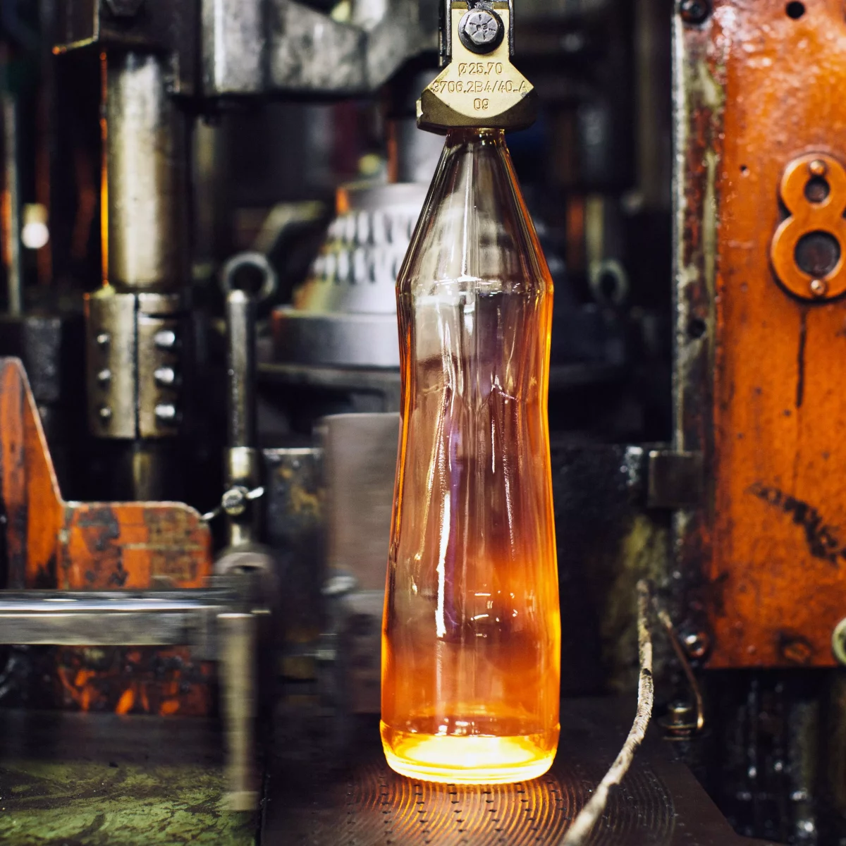 Gasteiner glass bottle manufacturing