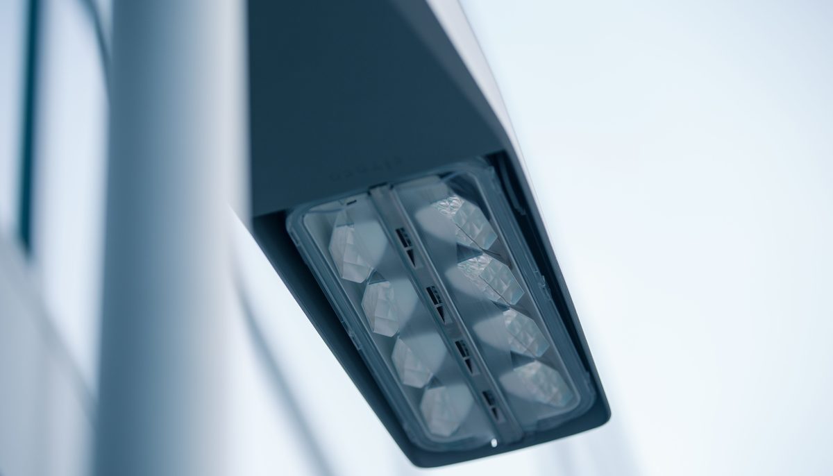 Underside view of Siteco SL11 surface design details and technology